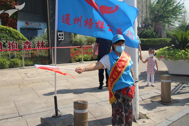 <strong>50岁老女人日逼的视频</strong>